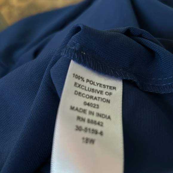 Royal Blue Denim 24/7 Blouse Top Embroidered Button Down Front Women’s Plus 18 - Picture 8 of 8